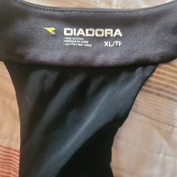Diadora grey/black racerback tank top XL - Picture 7 of 7